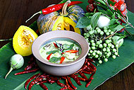 Gaeng Keow Wan Gai